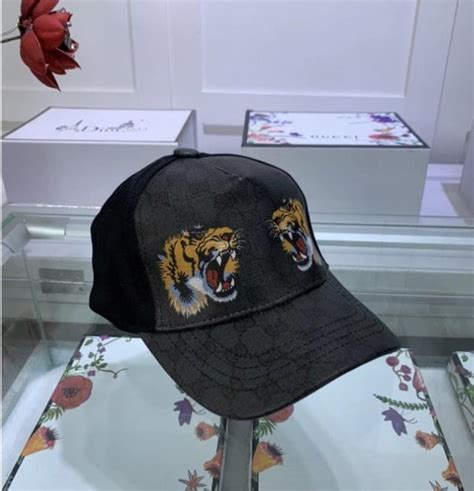 casquette gucci lion noir|casquette gucci homme luxe.